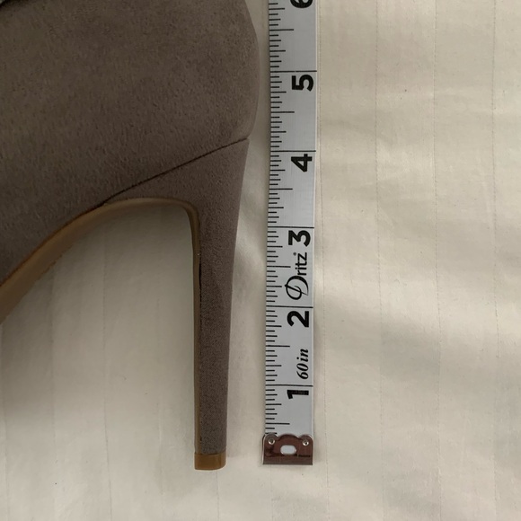 INC Women’s Reanna Faux Suede Pointed Toe Ankle Boots - Picture 10 of 13